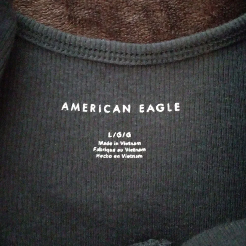 American Eagle crop top tank top - Picture 3 of 5